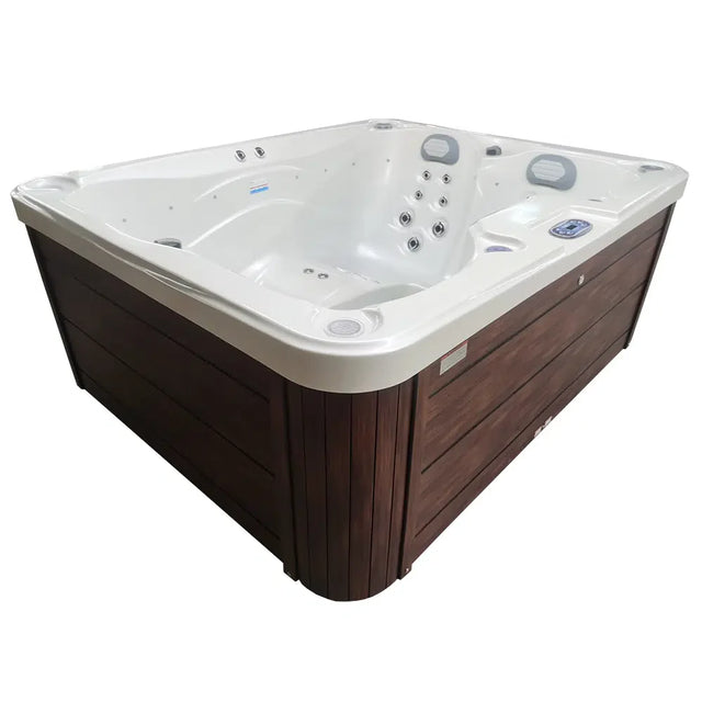 CenturaHeat Triglav Luxury 3-4 Seater Spa Hot Tub – White Pearlescent