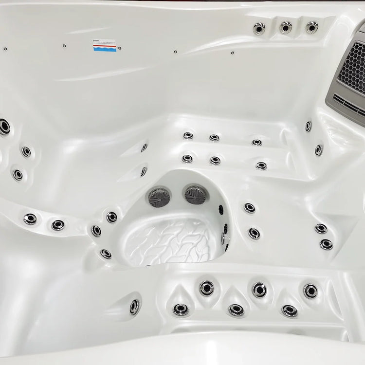 Kilimanjaro Premium 3 Seater Spa Hot Tub – Compact Design, Complete Relaxation