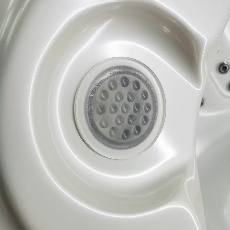 Triglav Luxury 3-4 Seater Spa Hot Tub – White Pearlescent