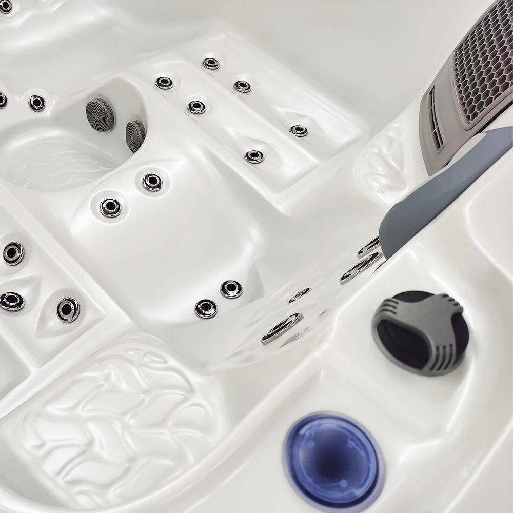 CenturaHeat Kilimanjaro Premium 3 Seater Spa Hot Tub – Compact Design, Complete Relaxation