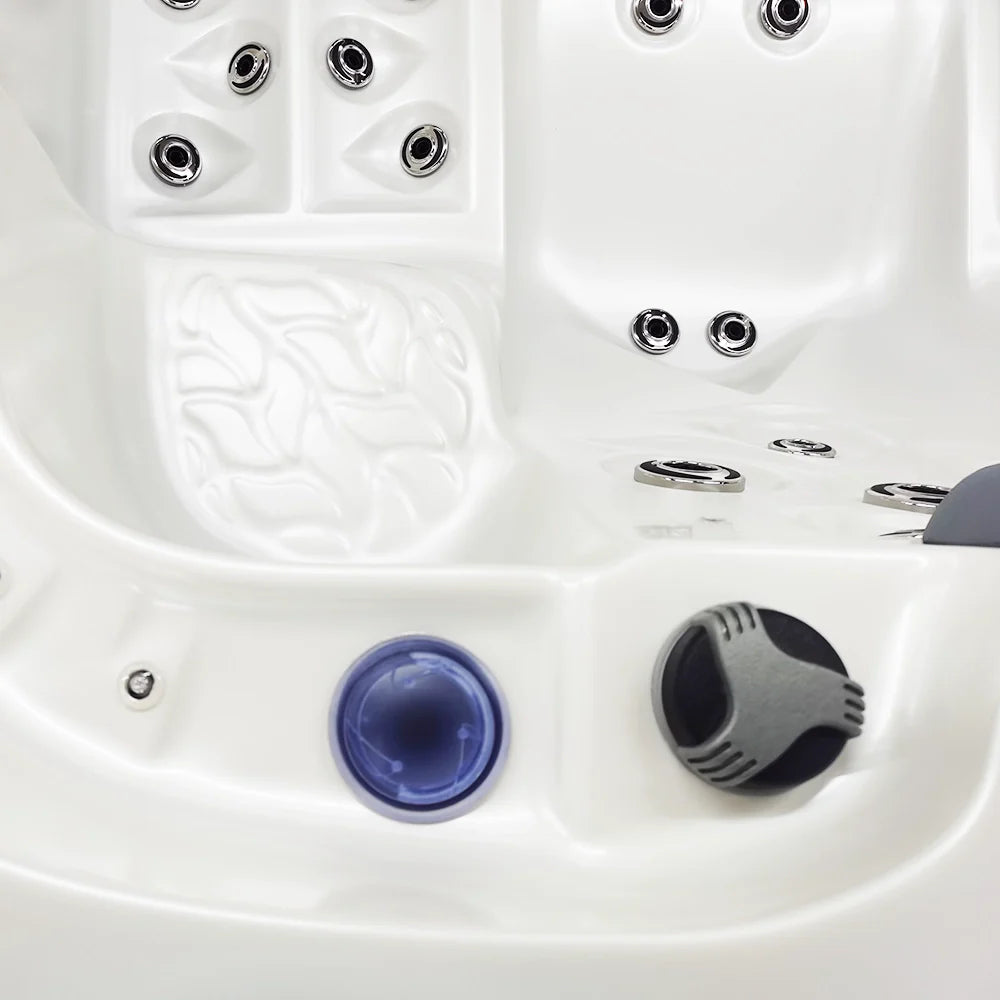 CenturaHeat Kilimanjaro Premium 3 Seater Spa Hot Tub – Compact Design, Complete Relaxation