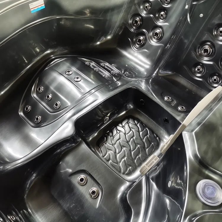 Triglav Luxury 3-4 Seater Spa Hot Tub – Midnight Opal