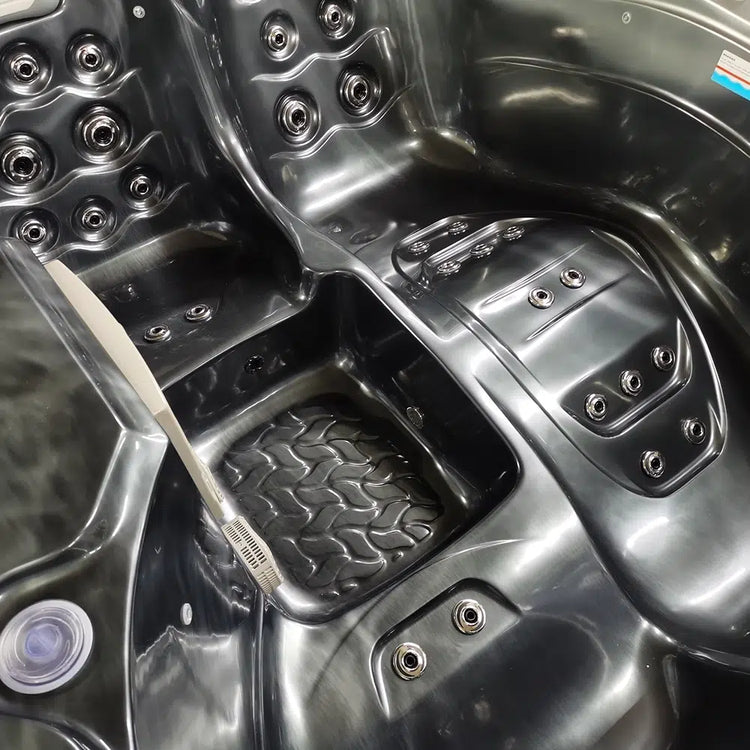 Triglav Luxury 3-4 Seater Spa Hot Tub – Midnight Opal