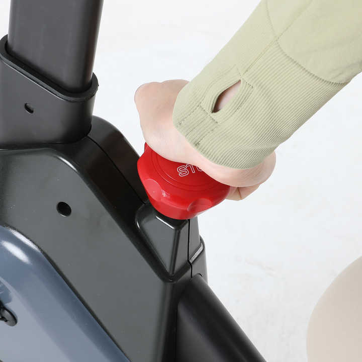 Home Use Magnetic Resistance Exercise Bike Indoor Spinning Bikes With Hand Pulse